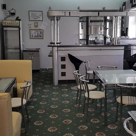 Marrion Hotel Odessa Luaran gambar